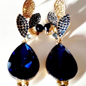 Crystal rhinestone pave leaf teardrop earrings